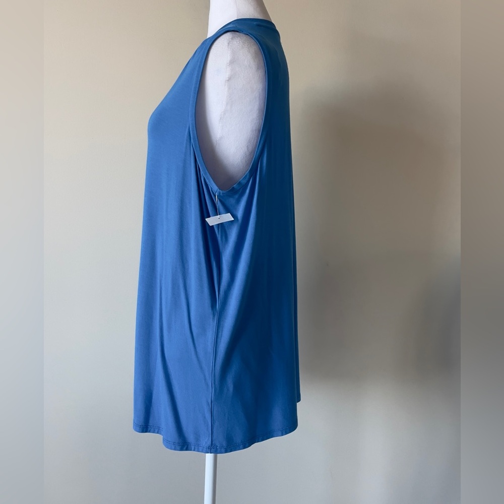 Halogen Women’s Blue Pleated V-Neck Sleeveless Tank Top Size 2X NWOT - Picture 2 of 5